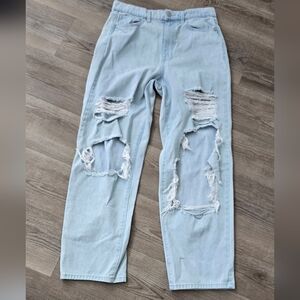 RSQ light wash baggy high waisted ripped jeans size 31